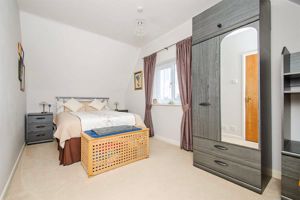 Photo 8- click for photo gallery